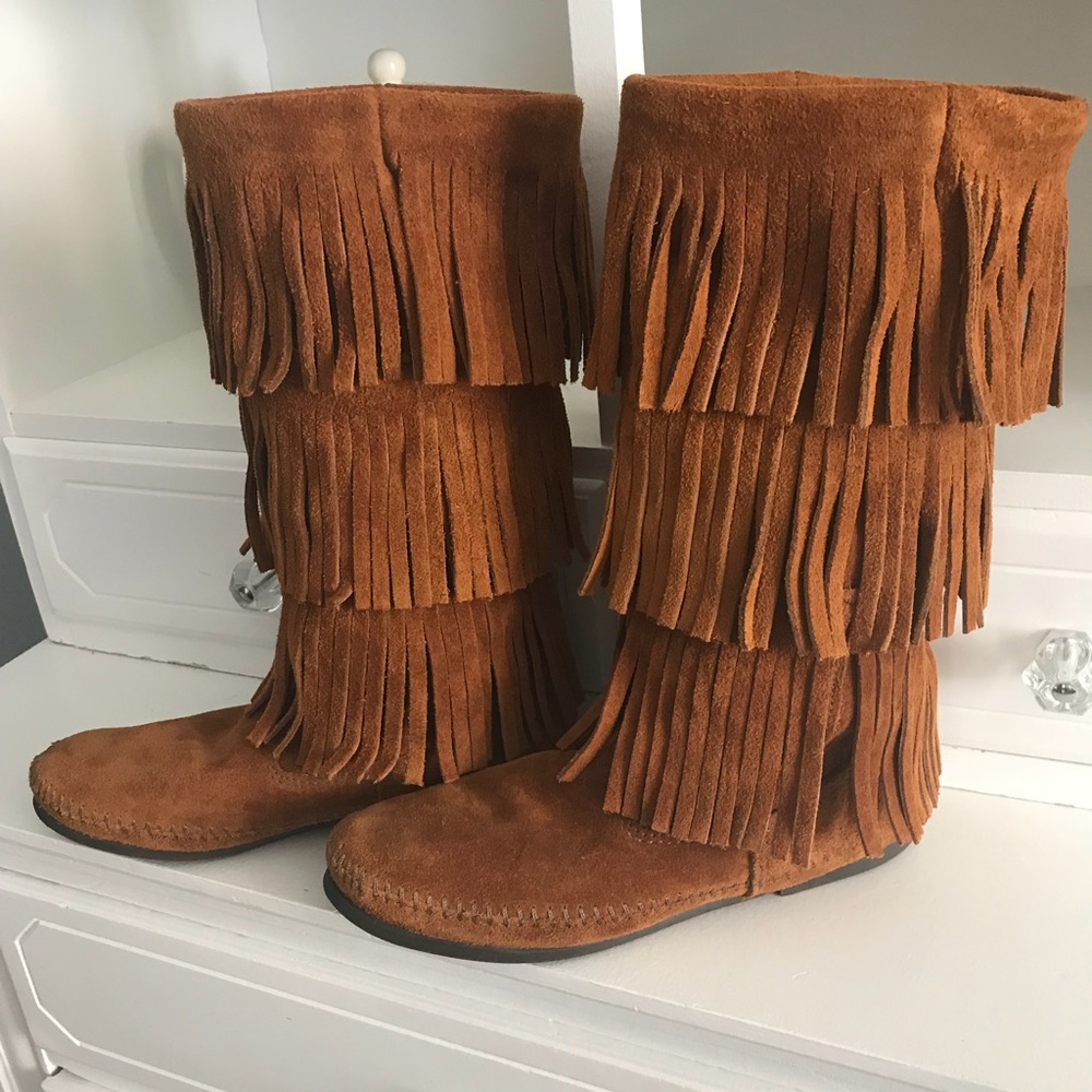 MINNETONKA Boots size7 - Picture 2 of 3